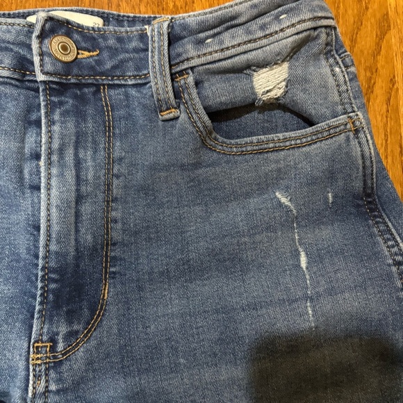 Abercrombie and Fitch, the Mom high-rise jeans straight leg size 27 - Picture 4 of 16